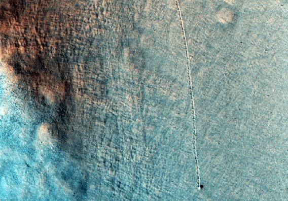 Il Pianeta Rosso non smette di sorprendere: rocce rotolanti su Marte