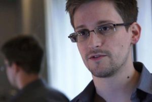 Snowden rivela documenti UFO