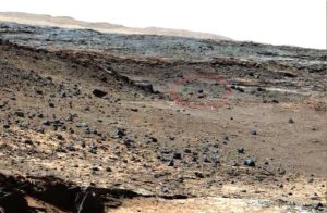 Sonda extraterrestre fotografata su Marte